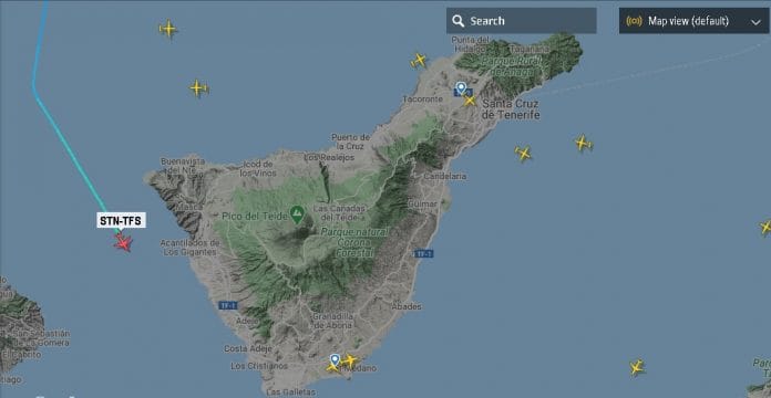 Ryanair lektuvas Tenerifes oro uoste leidosi su policijos pagalba