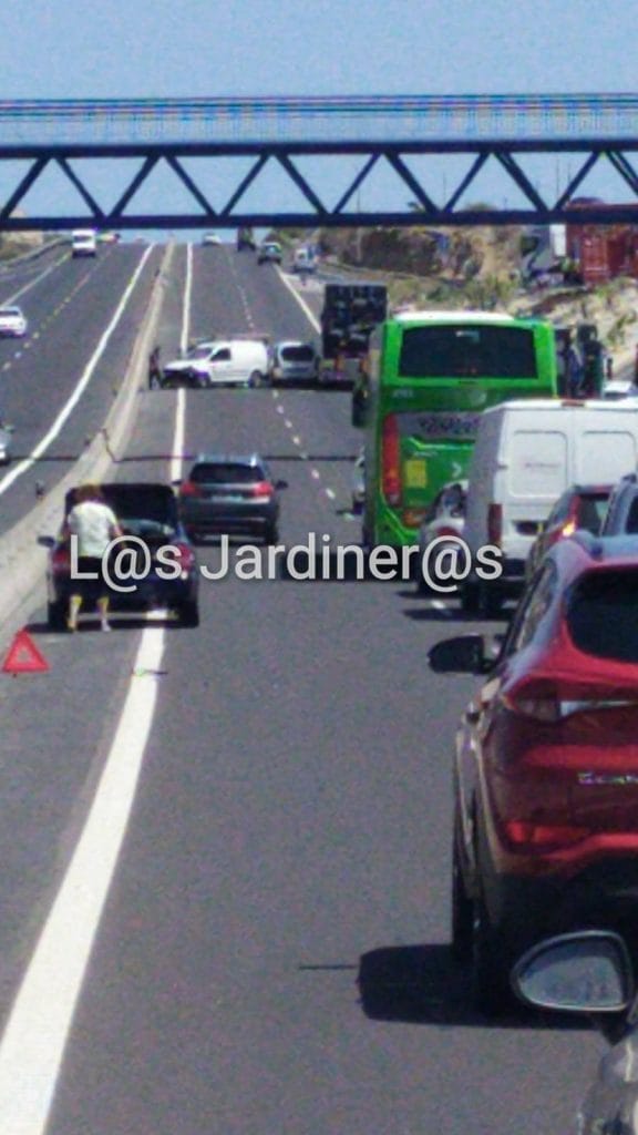 Tenerife didele avarija pietiniame salos greitkelyje 4