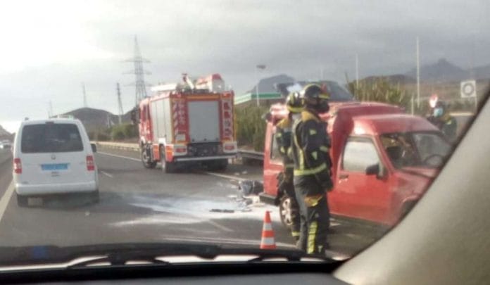 Tenerifes pietuose avarijos metu zuvo vairuotojas