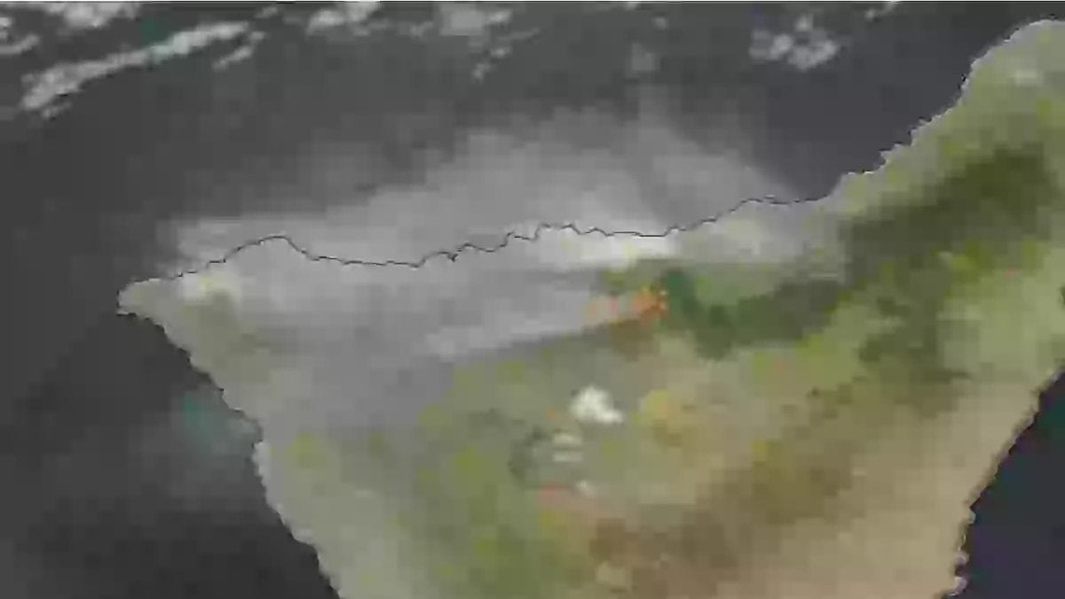 Tenerifes gaisras ir toliau nekontroliuojamai dega 100 hektaru plote