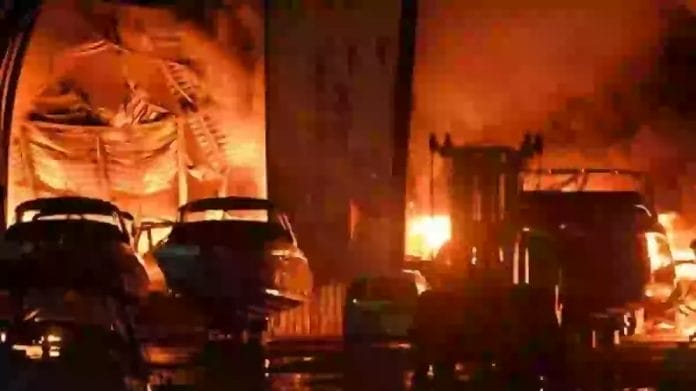 80 valtys sunaikintos per dramatiska gaisra Bajadilos uoste