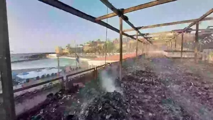 VIDEO Didziulis gaisras netoli viesbucio Tenerifes pietuose esanciame Ten Bel mieste
