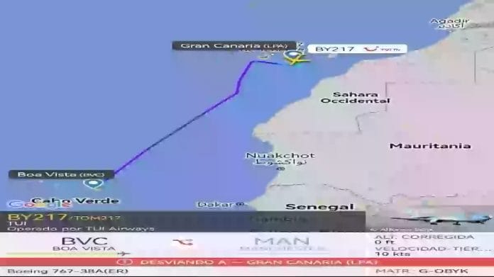 Avarinis TUI skrydzio nusileidimas Kanaru salose del iskilusio lango