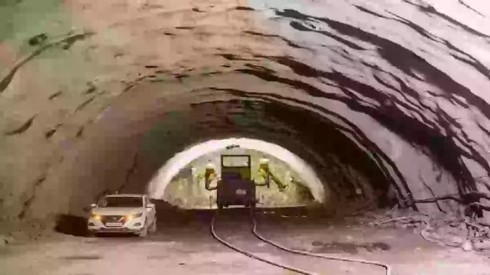 Naujajame Erjos tunelyje iki ju sujungimo liko isgrezti tik 1 km 1