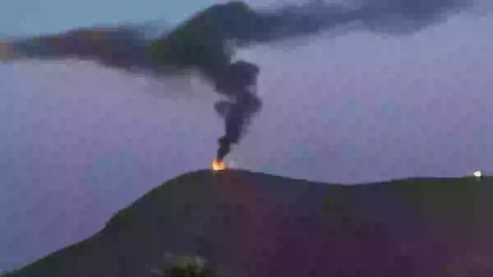 Del gaisro Guazos kalne tukstanciai zmoniu pietu Tenerifeje liko be mobiliojo rysio paslaugu